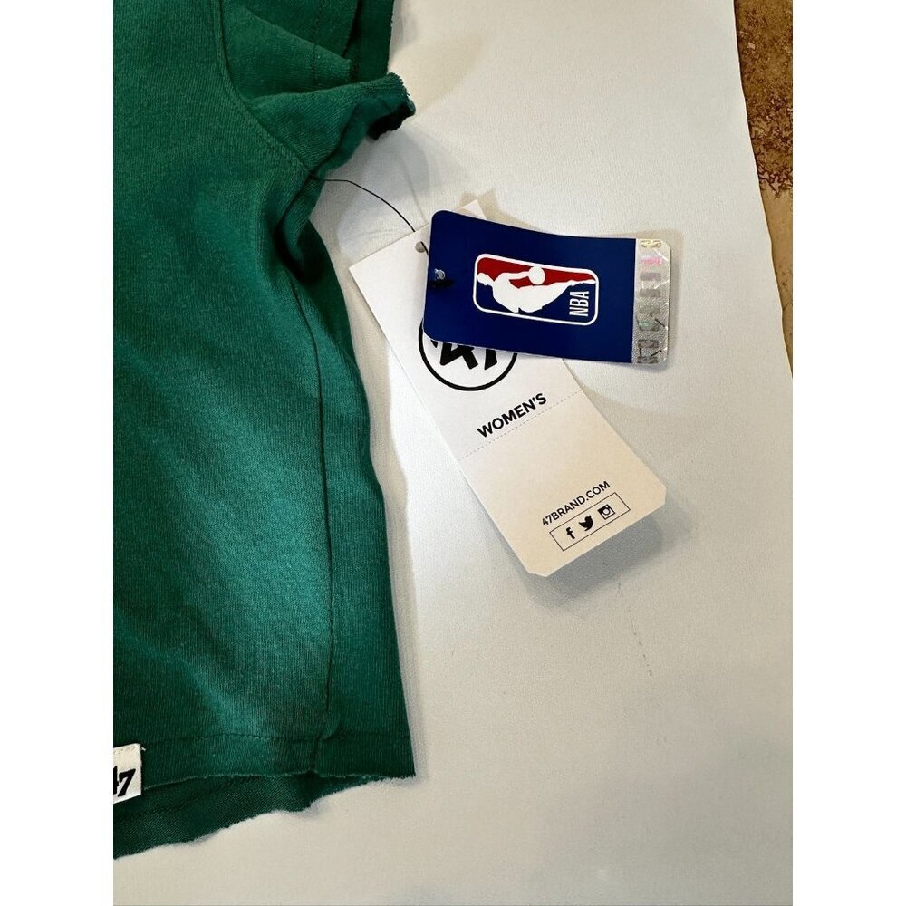 NWT Women's Boston Celtics '47 Green Oversized Notch Neck T-Shirt Size Medium - Picture 4 of 11